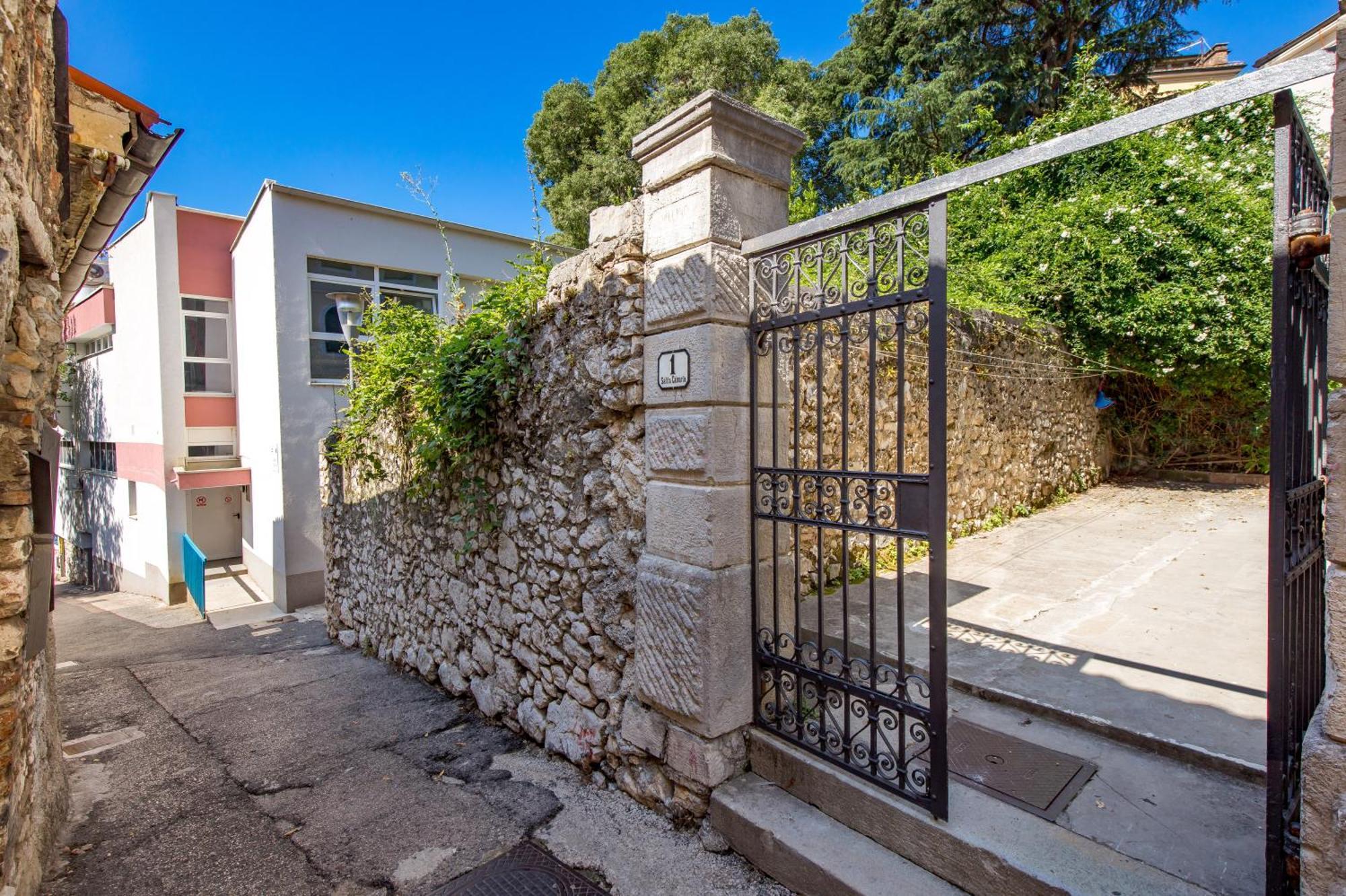 Apartment Salita Calvario Rijeka Exterior foto